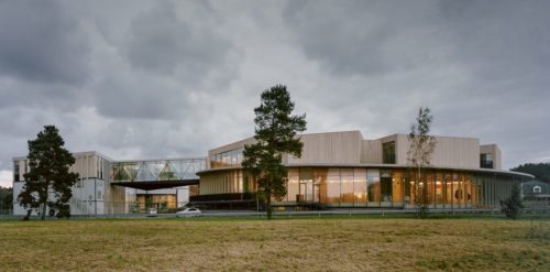 Construction of the kindergarten and school in Pinki